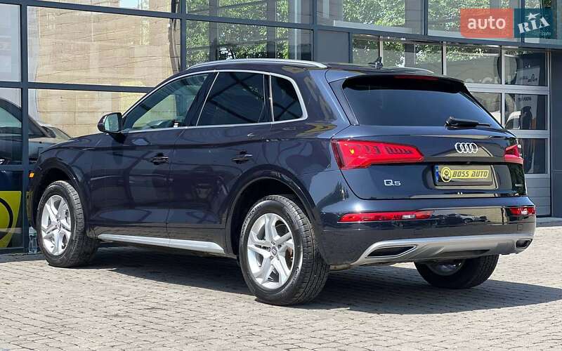 Внедорожник / Кроссовер Audi Q5 2019 в Ивано-Франковске