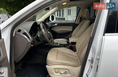 Внедорожник / Кроссовер Audi Q5 2012 в 