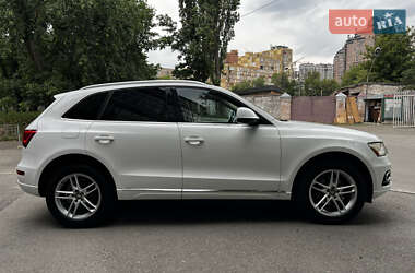 Внедорожник / Кроссовер Audi Q5 2012 в 