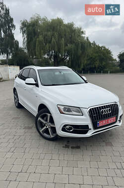 Внедорожник / Кроссовер Audi Q5 2016 в 