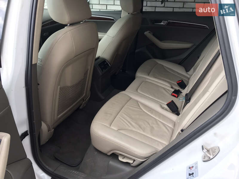 Позашляховик / Кросовер Audi Q5 2012 в Шептицькому
