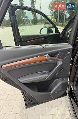 Внедорожник / Кроссовер Audi Q5 2023 в 