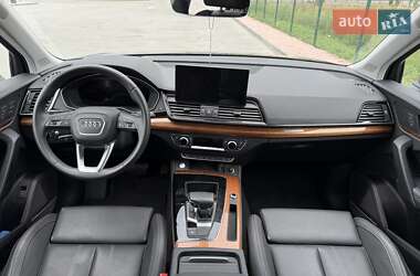 Внедорожник / Кроссовер Audi Q5 2023 в 