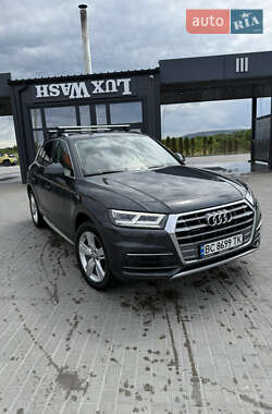 Позашляховик / Кросовер Audi Q5 2019 в Золочеві