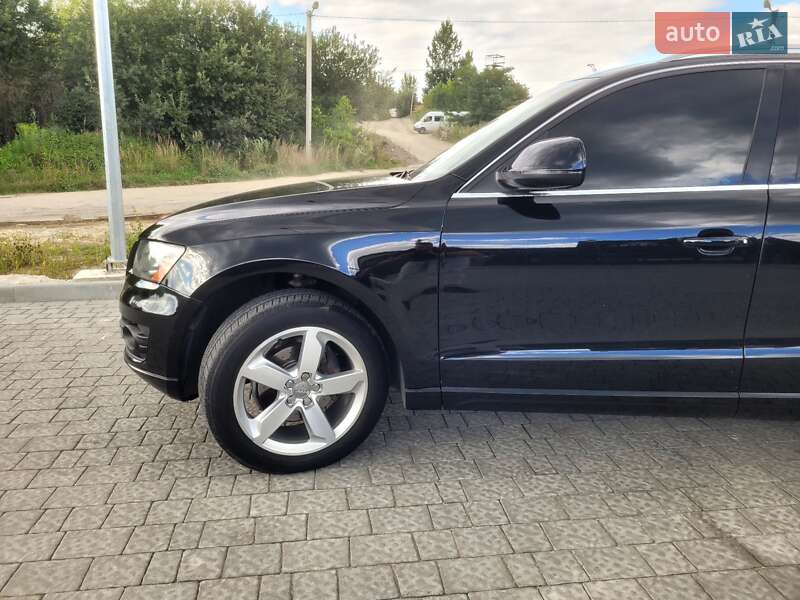 Внедорожник / Кроссовер Audi Q5 2010 в Львове