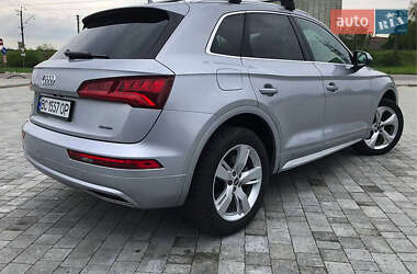 Внедорожник / Кроссовер Audi Q5 2019 в 