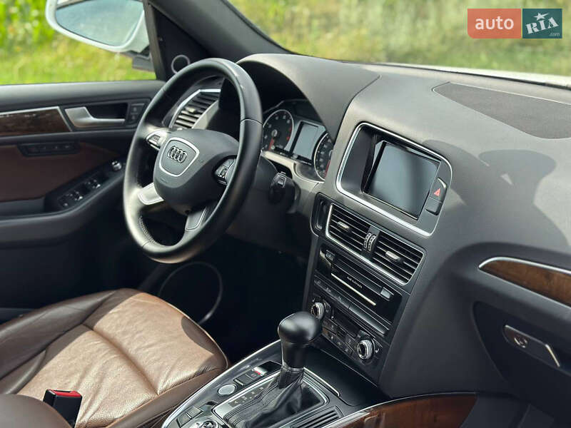 Внедорожник / Кроссовер Audi Q5 2015 в Томашполе