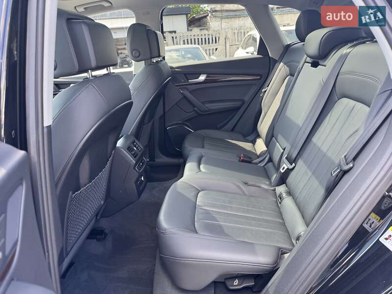 Внедорожник / Кроссовер Audi Q5 2019 в Тернополе