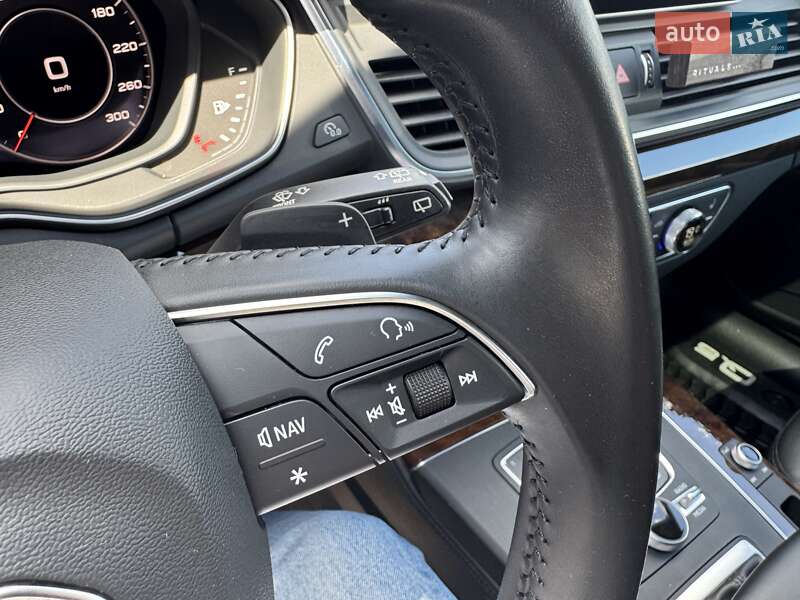 Внедорожник / Кроссовер Audi Q5 2019 в Тернополе