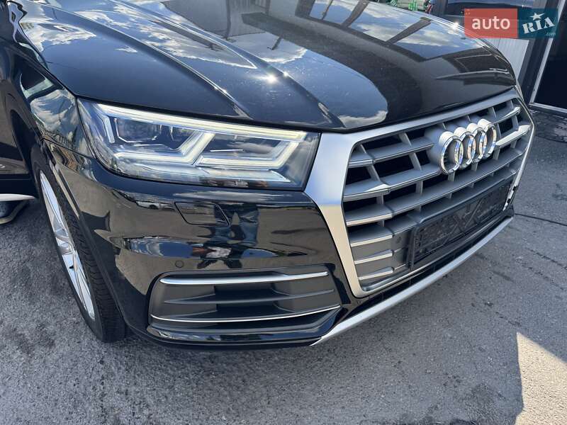 Внедорожник / Кроссовер Audi Q5 2019 в Тернополе