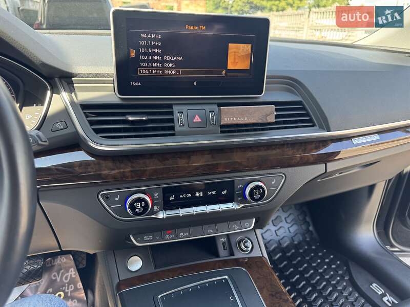 Внедорожник / Кроссовер Audi Q5 2019 в Тернополе