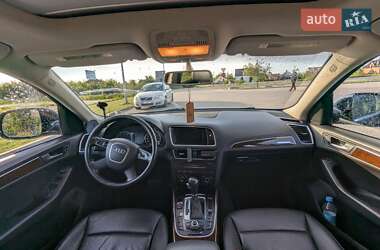 Внедорожник / Кроссовер Audi Q5 2012 в 