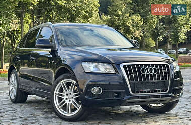 Внедорожник / Кроссовер Audi Q5 2010 в Киеве