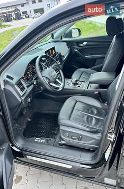 Внедорожник / Кроссовер Audi Q5 2019 в 
