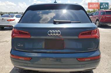 Внедорожник / Кроссовер Audi Q5 2018 в 