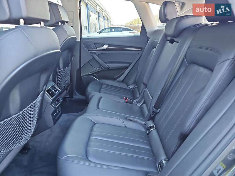 Внедорожник / Кроссовер Audi Q5 2019 в Львове