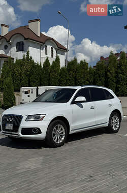 Внедорожник / Кроссовер Audi Q5 2015 в 