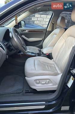 Внедорожник / Кроссовер Audi Q5 2011 в 