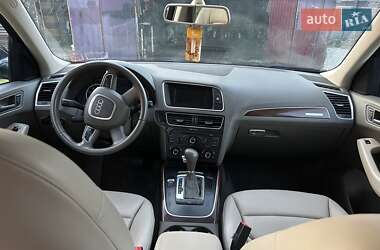 Внедорожник / Кроссовер Audi Q5 2011 в 