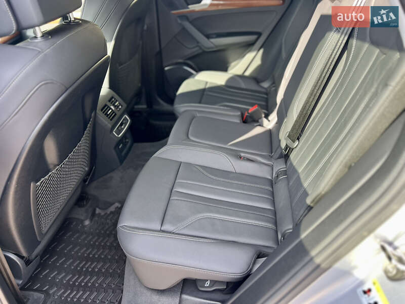 Внедорожник / Кроссовер Audi Q5 2024 в Ивано-Франковске