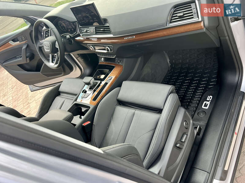 Внедорожник / Кроссовер Audi Q5 2024 в Ивано-Франковске