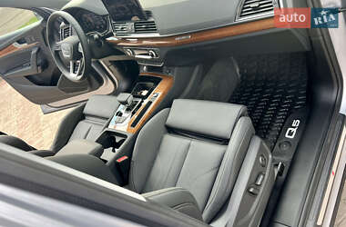 Позашляховик / Кросовер Audi Q5 2024 в 