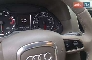 Внедорожник / Кроссовер Audi Q5 2012 в 