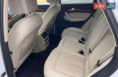 Внедорожник / Кроссовер Audi Q5 2022 в 