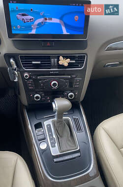 Внедорожник / Кроссовер Audi Q5 2012 в 