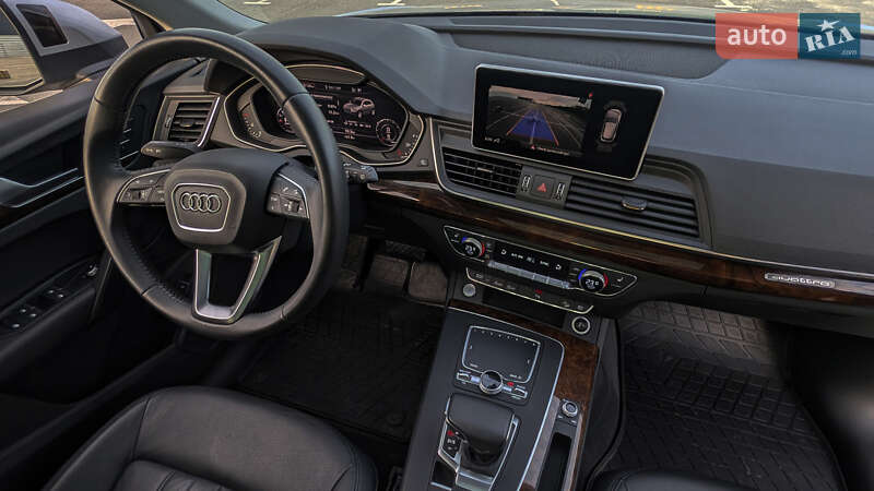 Внедорожник / Кроссовер Audi Q5 2017 в Львове фото 50 Внедорожник / Кроссовер Audi Q5 2017 в Львове