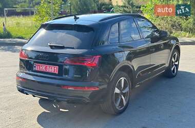 Внедорожник / Кроссовер Audi Q5 2024 в 