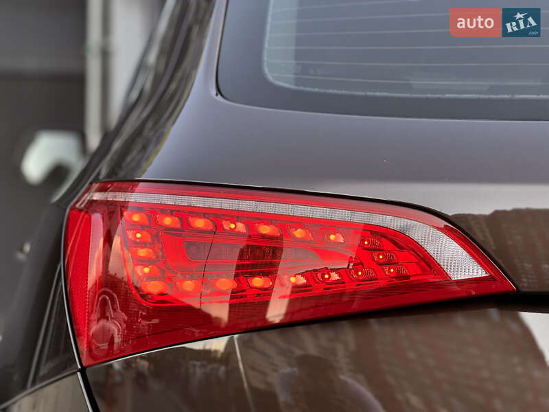 Позашляховик / Кросовер Audi Q5 2011 в Києві