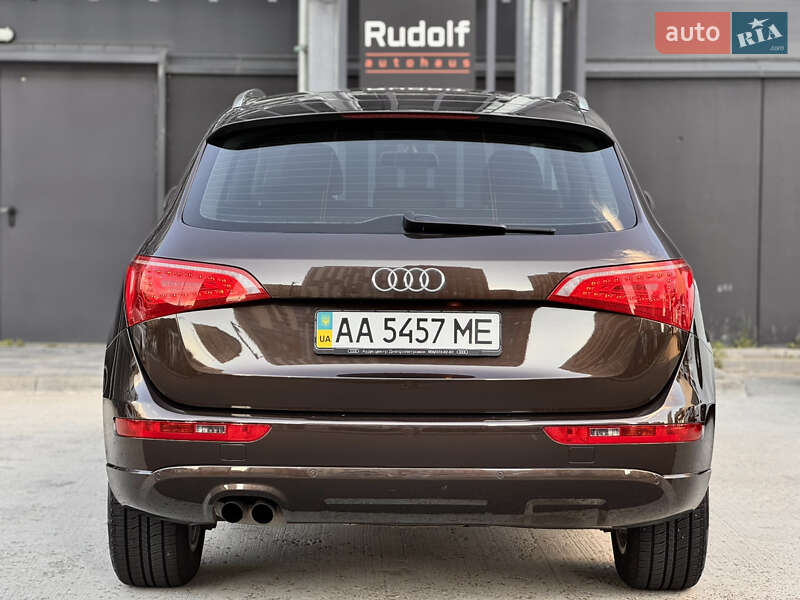 Позашляховик / Кросовер Audi Q5 2011 в Києві
