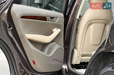 Внедорожник / Кроссовер Audi Q5 2011 в 