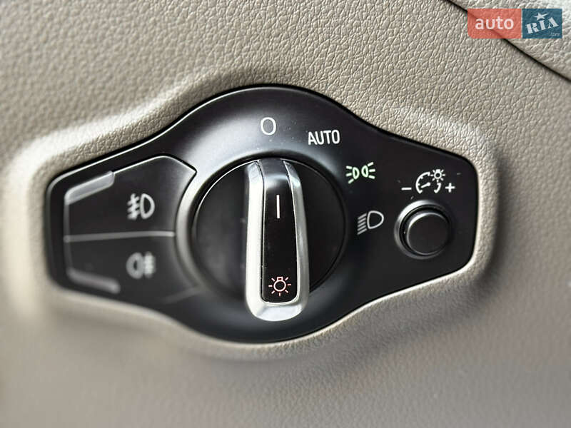Позашляховик / Кросовер Audi Q5 2011 в Києві