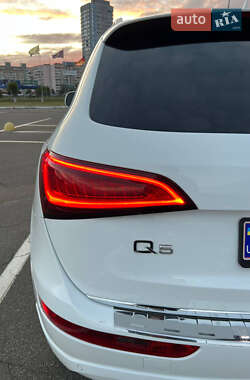 Внедорожник / Кроссовер Audi Q5 2015 в 