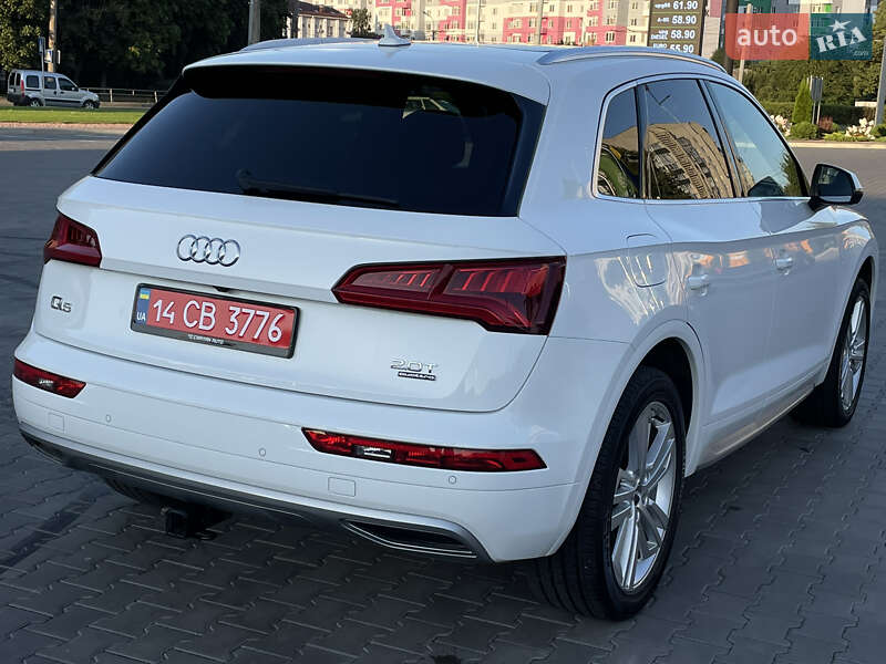 Внедорожник / Кроссовер Audi Q5 2018 в Луцке