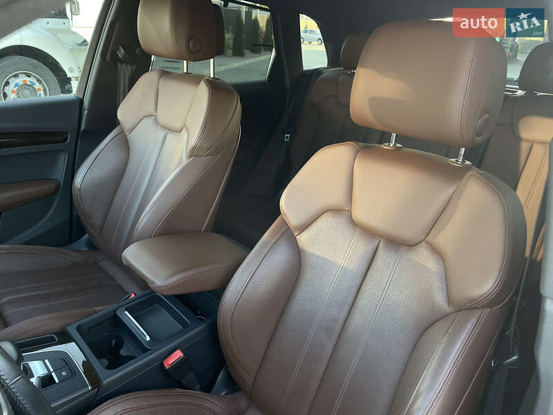 Внедорожник / Кроссовер Audi Q5 2018 в Луцке