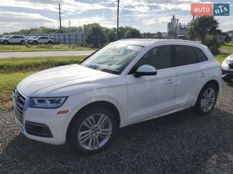 Внедорожник / Кроссовер Audi Q5 2018 в Луцке