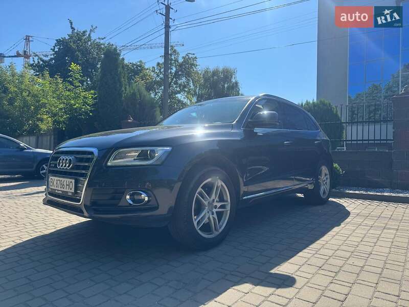Внедорожник / Кроссовер Audi Q5 2016 в Ровно