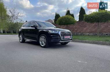 Внедорожник / Кроссовер Audi Q5 2019 в 