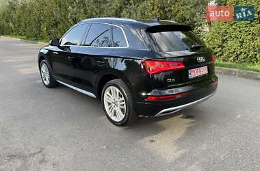 Внедорожник / Кроссовер Audi Q5 2019 в 