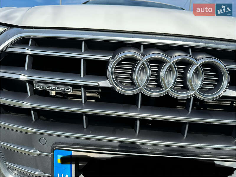 Внедорожник / Кроссовер Audi Q5 2020 в Днепре