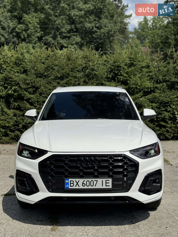 Внедорожник / Кроссовер Audi Q5 2020 в Шепетовке