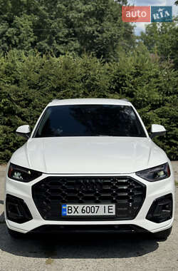 Внедорожник / Кроссовер Audi Q5 2020 в 