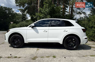 Внедорожник / Кроссовер Audi Q5 2020 в 