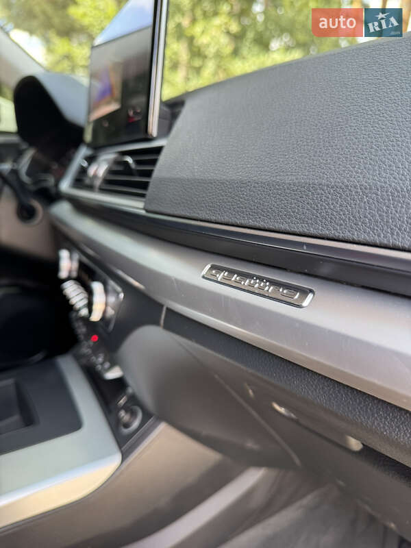 Внедорожник / Кроссовер Audi Q5 2020 в Шепетовке