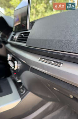 Внедорожник / Кроссовер Audi Q5 2020 в 
