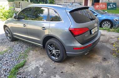 Внедорожник / Кроссовер Audi Q5 2013 в 