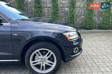 Внедорожник / Кроссовер Audi Q5 2016 в 